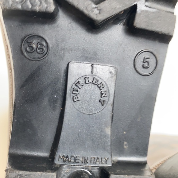 Authentic Burberry Rain Boots - size 8 - Picture 6 of 8